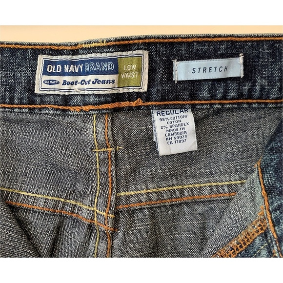 ✨ Y2K Old Navy Low-Rise Bootcut Jeans Sz 16 | Classic 2000s Denim Revival ✨ - Picture 4 of 4